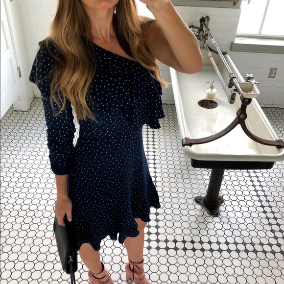 Wayf Dresses & Skirts - Wayf one shoulder dress